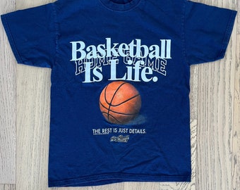 BASKETBALL IS LIFE 90s Style Retro Tee Shirt Short-Sleeve Unisex T-Shirt