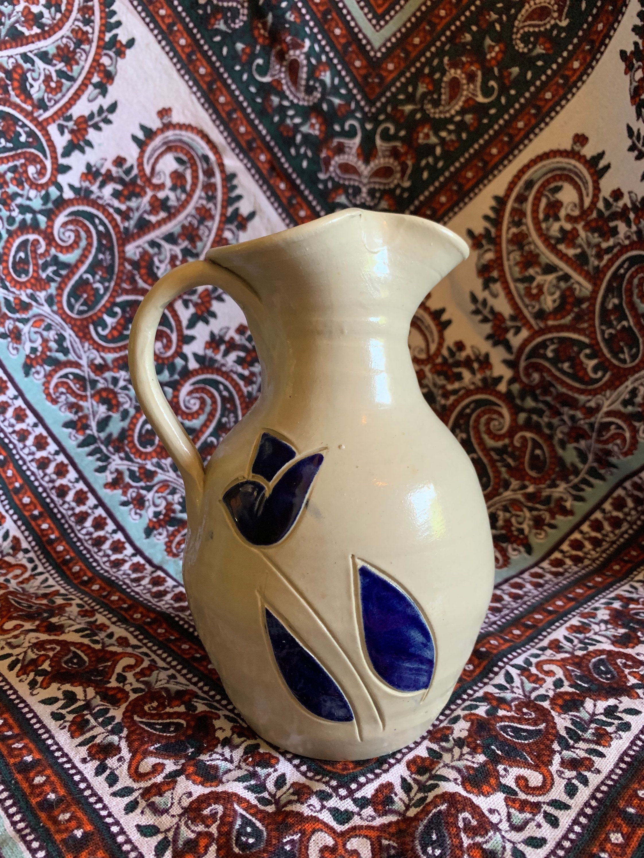Williamsburg Pottery for sale Only 3 left at 70