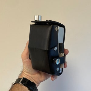 The Solution Holster: custodia/fondina in pelle per Zoom Multistomp Voice Changer