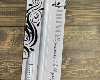 Stylo de calligraphie Nuvo Signature avec recharge d'encre Noir de jais