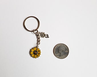 Sunflower Keychain, Dainty Flower Keychain, Cute Keychain For Her, Birthday Gift For Her, Yellow Flower, Small Keychain, Pretty Keychain