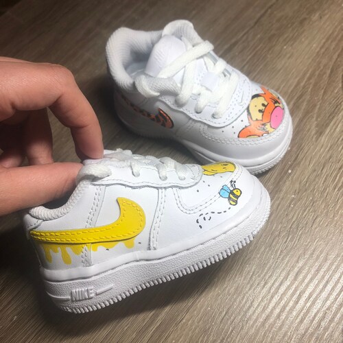 infant nike 1s