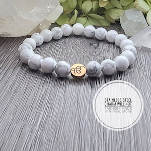 Ik Onkar Charm, Ik Onkar Bracelet, Ek Onkar Bracelet, Punjabi Jewelry, Sikh Jewelry, Howlite Bracelet, Gifts 30 and Under