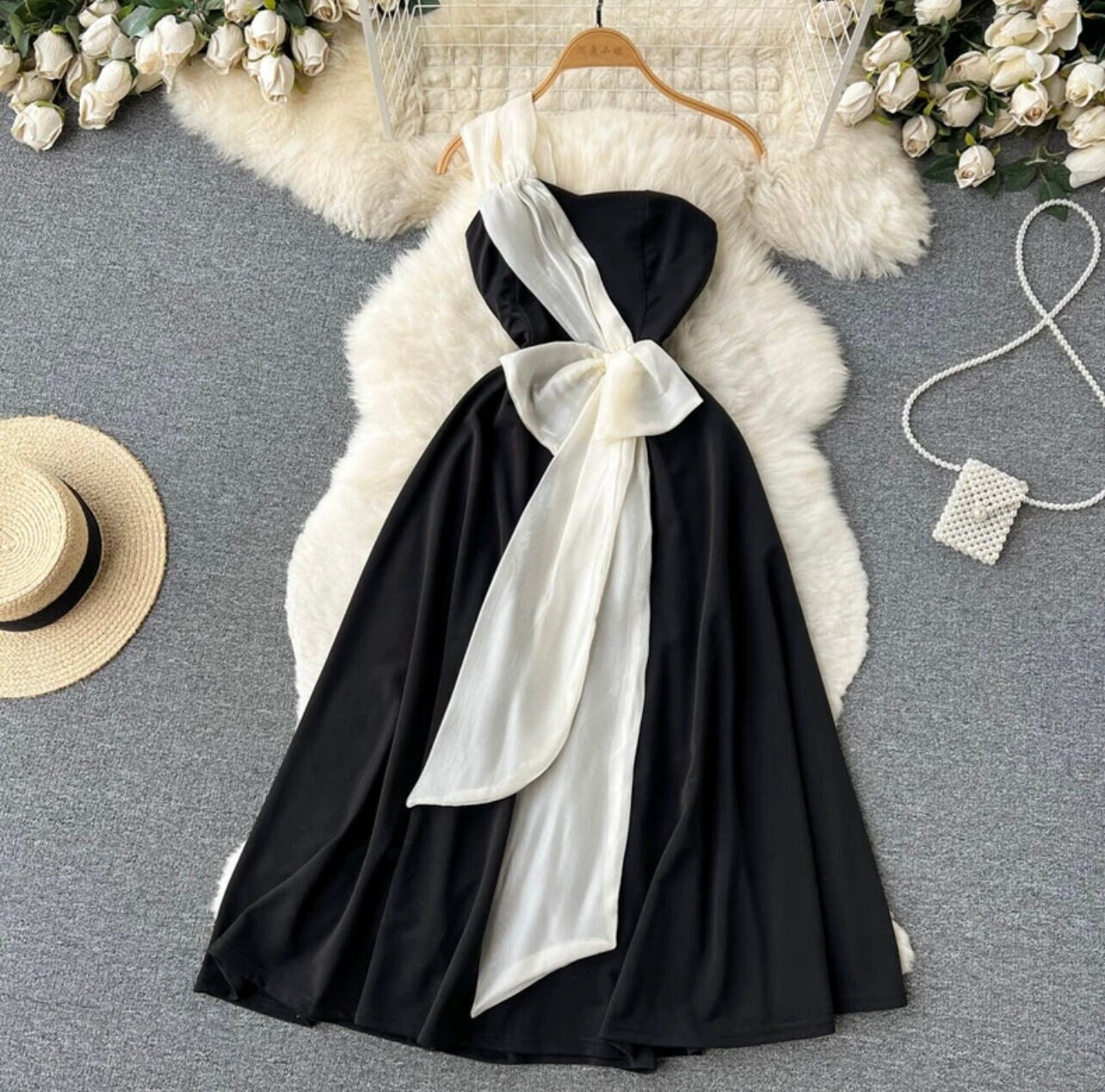 Black and White Dresses for Women - Etsy Singapore