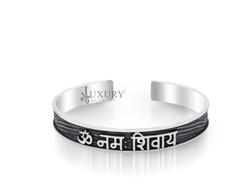 Handmade 925 Sterling silver Lord Shiva mantra bracelet "Aum Namah Shivay "Adjustable cuff kada bangle for mens and girls cuff228