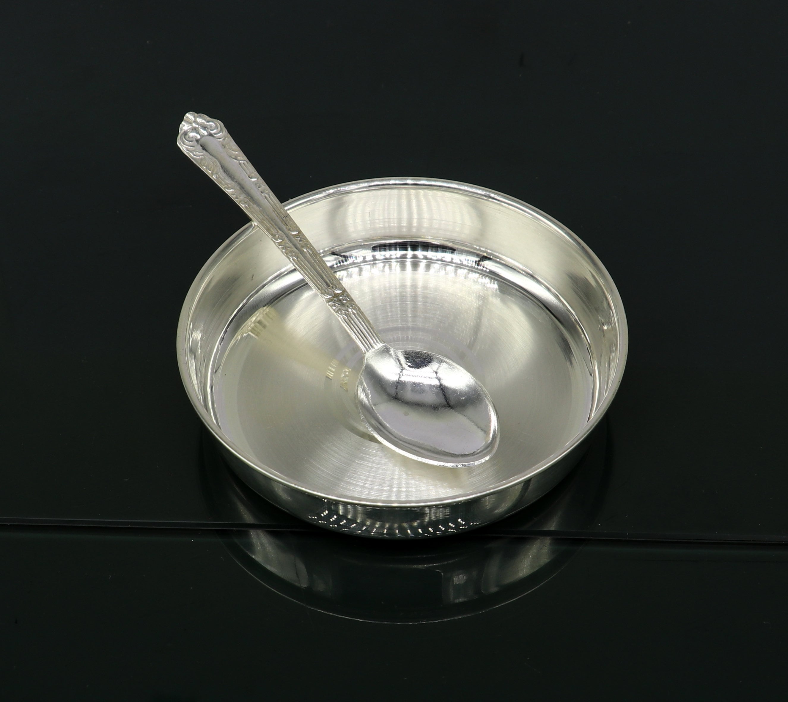 999 pure silver handmade solid plate, silver utensils, silver article or accessories, silver tray best gift for family health sv116