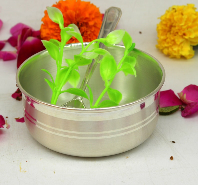 999 Pure Silver Handmade Solid Bow and Spoon Silver Tumbler Excellent