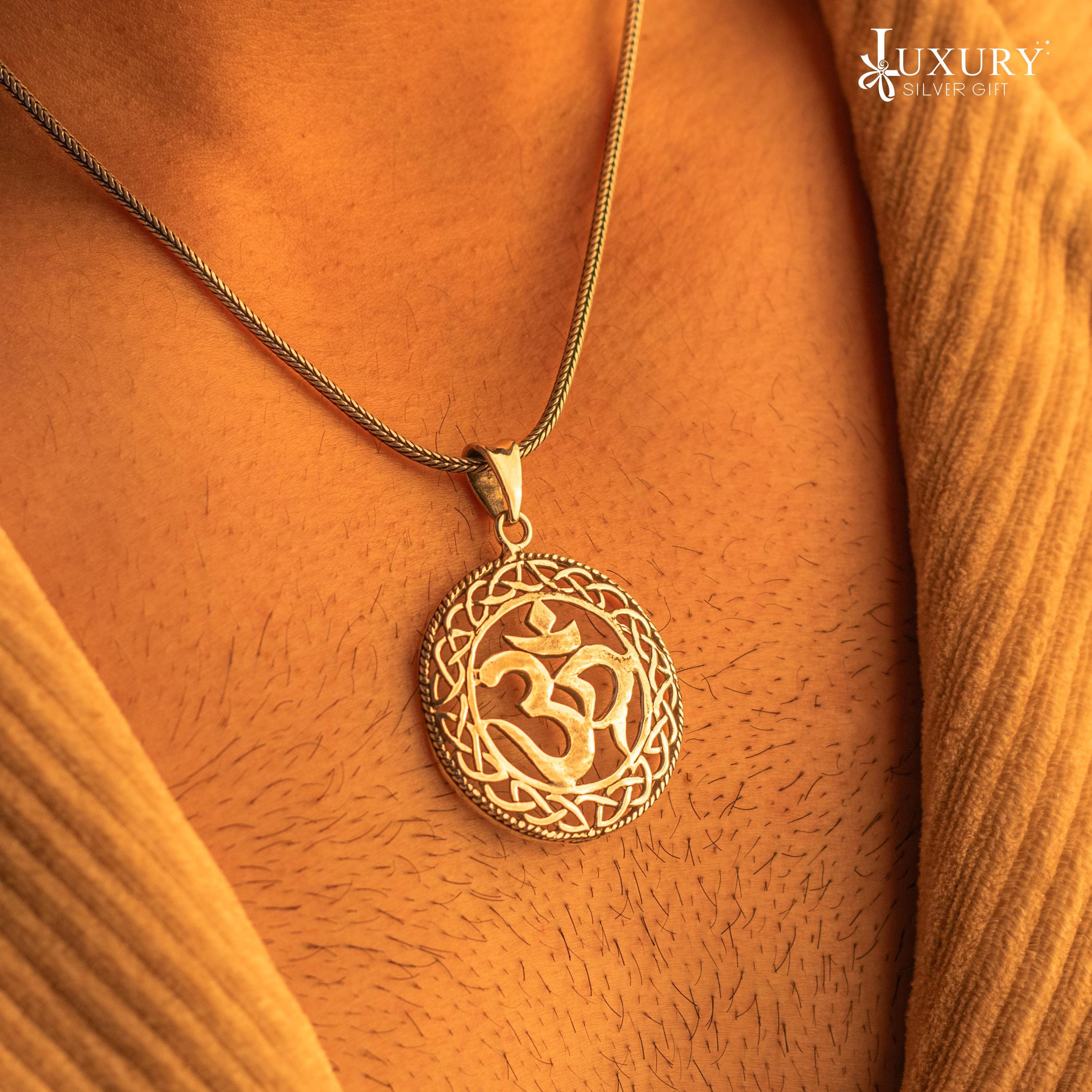 925 Sterling Silver Handmade Mantra Symbol 'aum' Pendant, Amazing