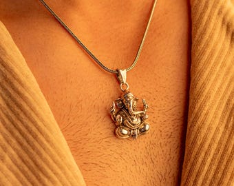 925 sterling silver handmade Lord Ganesha pendant, amazing stylish unisex pendant  ssp456