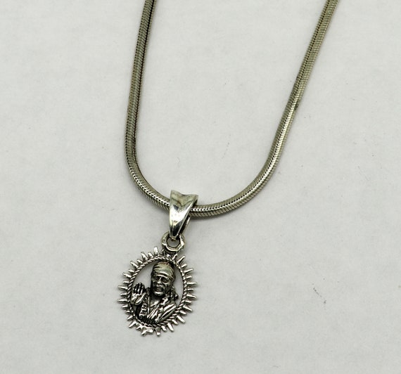 925 Sterling Silver Handmade Indian Idol Sai Baba Pendant Amazing