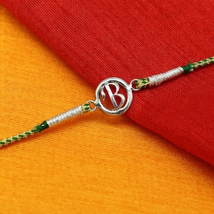 Pulsera Rakhi con diseño de letra B hecha a mano de plata de ley 925, increíble regalo elegante para Rakshabandhan rk70