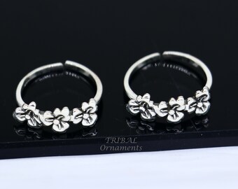 925 sterling silver uniquely handcrafted flower style oxidized toe rings. best brides wedding jewelry tribal jewelry ytr16