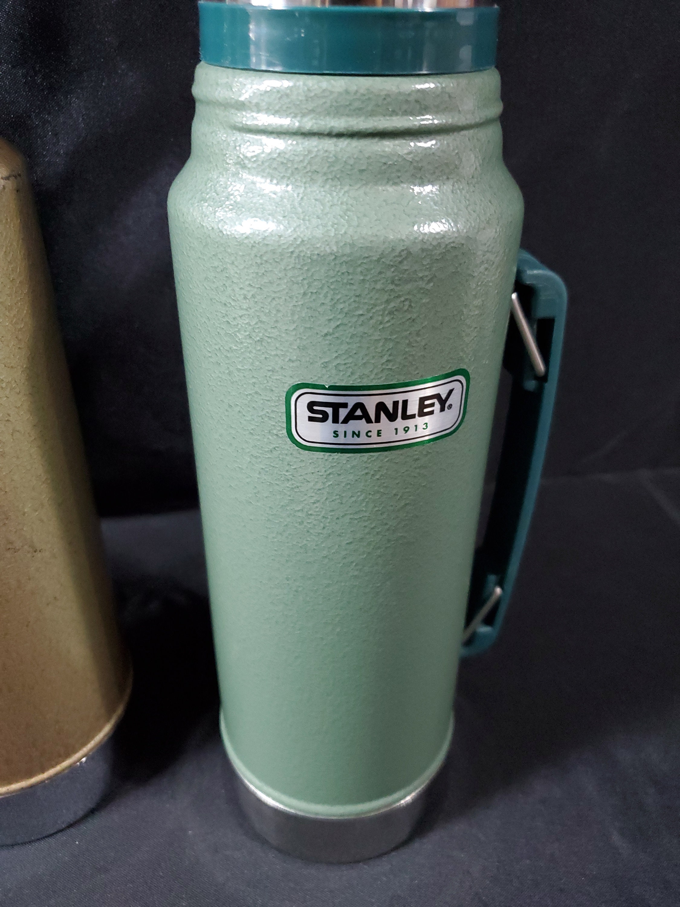 Vintage Stanley Aladdin Thermos Green Insulated Vacuum Thermos With Handle  1 Quart -  Denmark