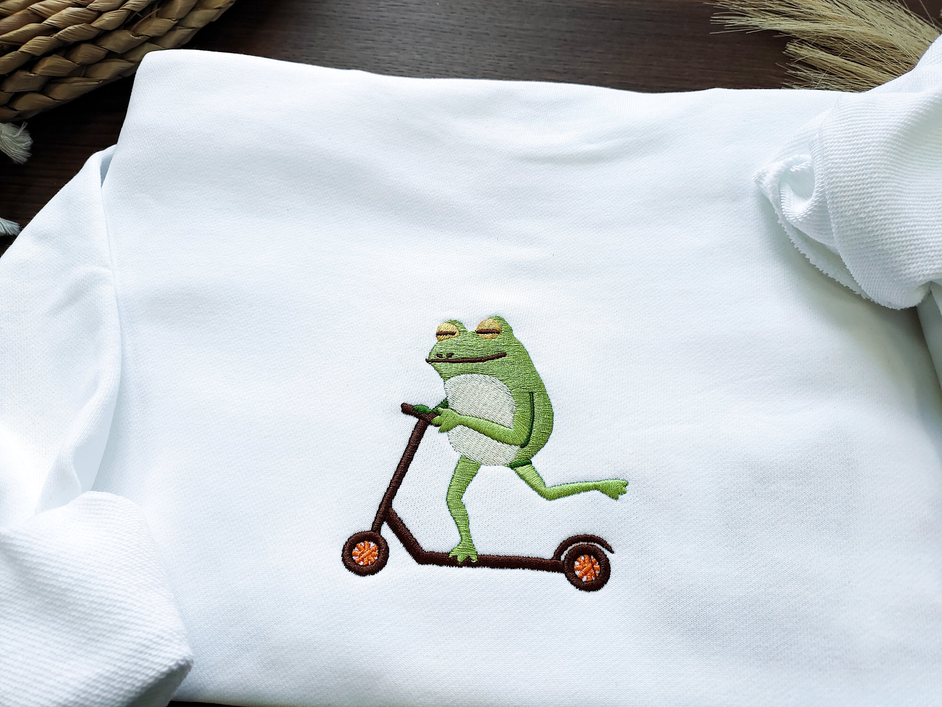 Plus size frog hoodie sale
