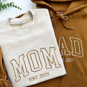 Mom/Dad Embroidered Crewneck Sweatshirt,Mama Sweatshirt,Pregnancy Announcement,Daddy Mommy to be,Mother&#39;s day,Father&#39;s Day