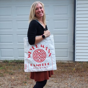 Upcycled Brewery Grain Bag | Growler Bag | Tote Bag | German Beer | Oktoberfest | Brewery Gift | Beer Lover | Growler Gift | Sustainable