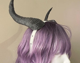Satyr Horns Headband – 3D Printed Fantasy Cosplay & Halloween Costume Accessory – Lightweight Demonic Headpiece