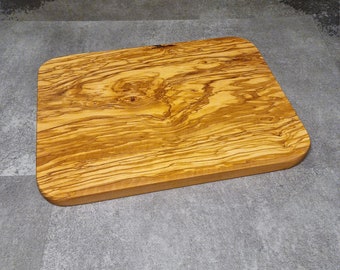 Tabla de madera de olivo con esquinas redondeadas, 60 x 30 x 2,5 cm, tabla de madera de olivo, tabla de cortar, tabla de cortar XXL, madera de olivo, bonitas vetas