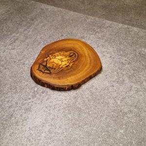 rustikale Untersetzer aus Olivenholz ca. 10 cm Ø