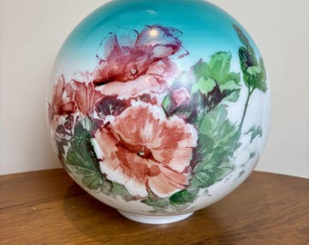 Antieke turquoise accenten, rode bloemen, Gone With the Wind bolvormige lampenkap | 4,25 inch fitting | Olielampbol | Stormlampkap