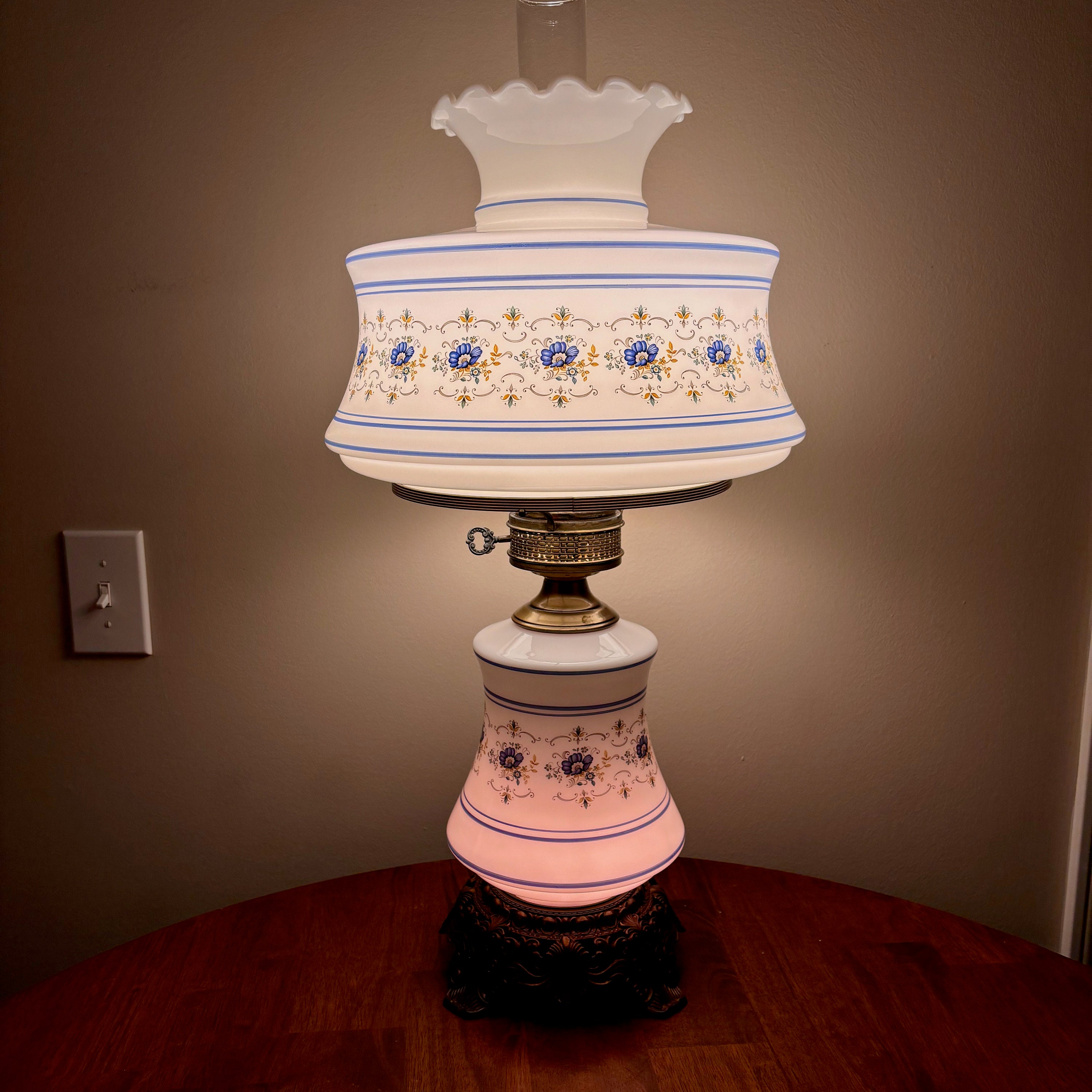 Large Vintage Abigail Adams Hurricane Lamp, Quoizel Milk Large Vintage Abigail Adams Hurricane Lamp, Quoizel Milk