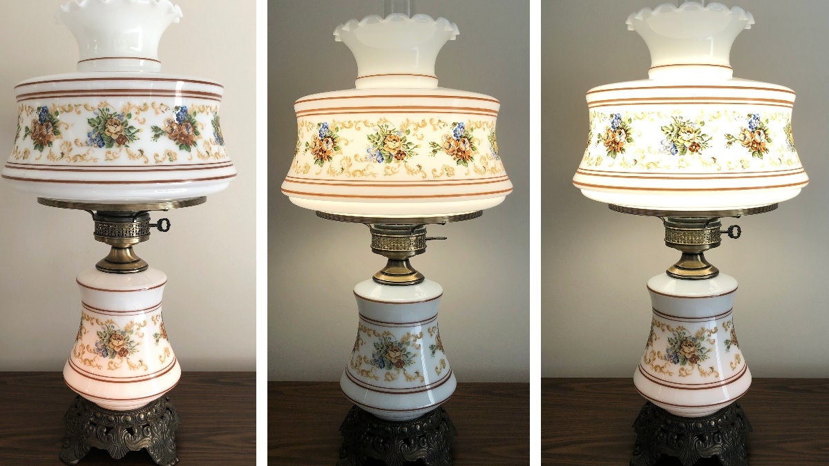 Large Abigail Adams Hurricane Lamp, Vintage Quoizel Lamp Large Abigail Adams Hurricane Lamp, Vintage Quoizel Lamp