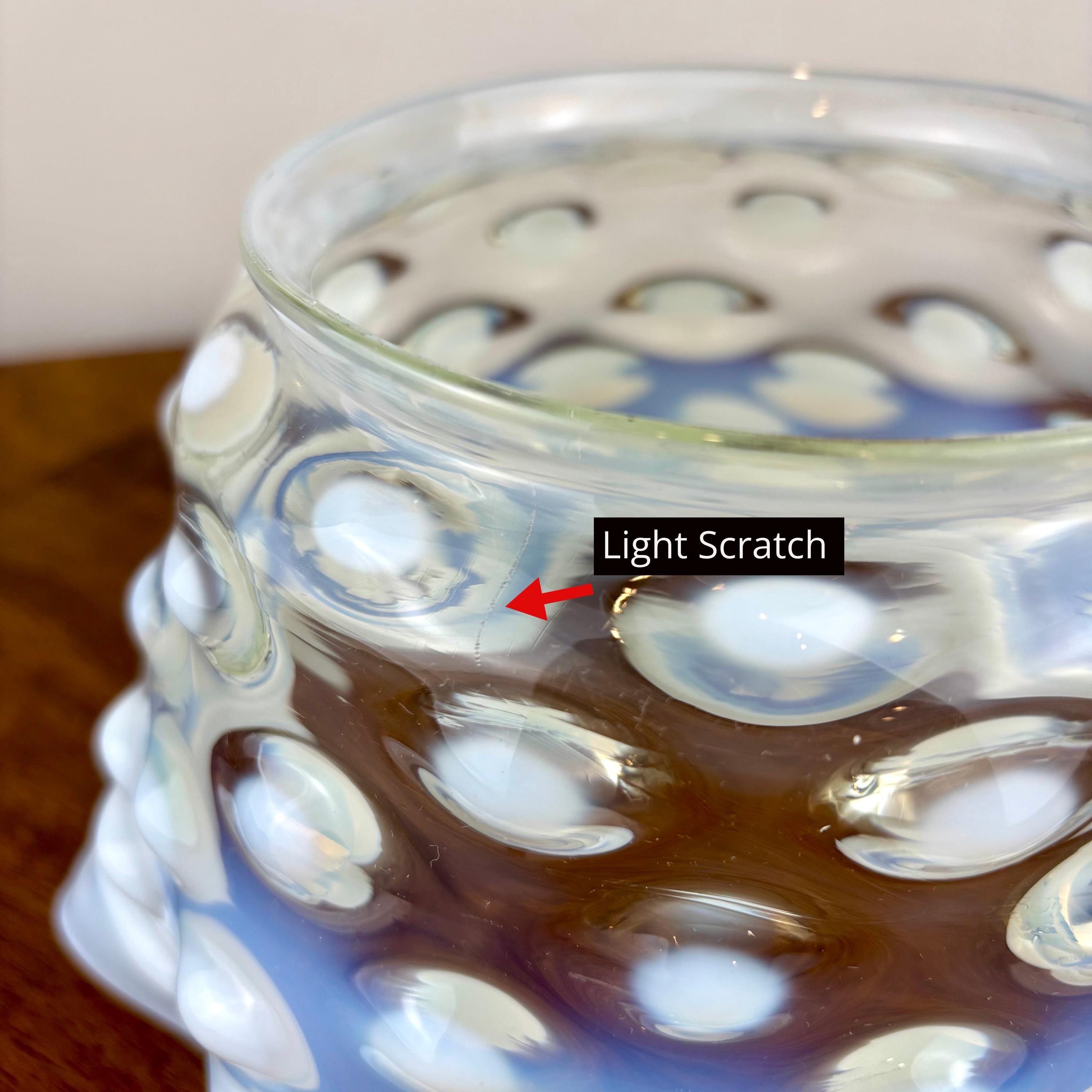 フェントン ホワイト オパールセント コイン ドット ランプシェード