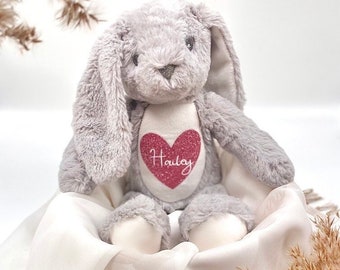 Lapin en peluche personnalisé avec coeur pailleté et prénom | lapin de Pâques