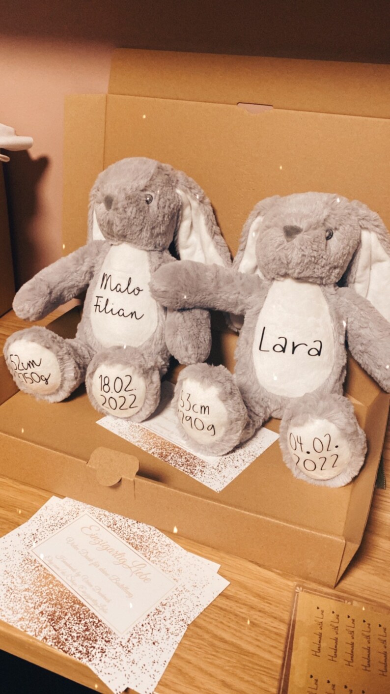 Lapin en peluche personnalisé avec nom et dates de naissance / Lapin de Pâques / Cadeau bébé pour la naissance / Cadeau de Pâques enfants image 5