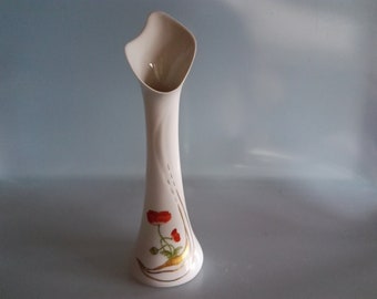 Extravagante Vase aus Porzellan, handbemalt