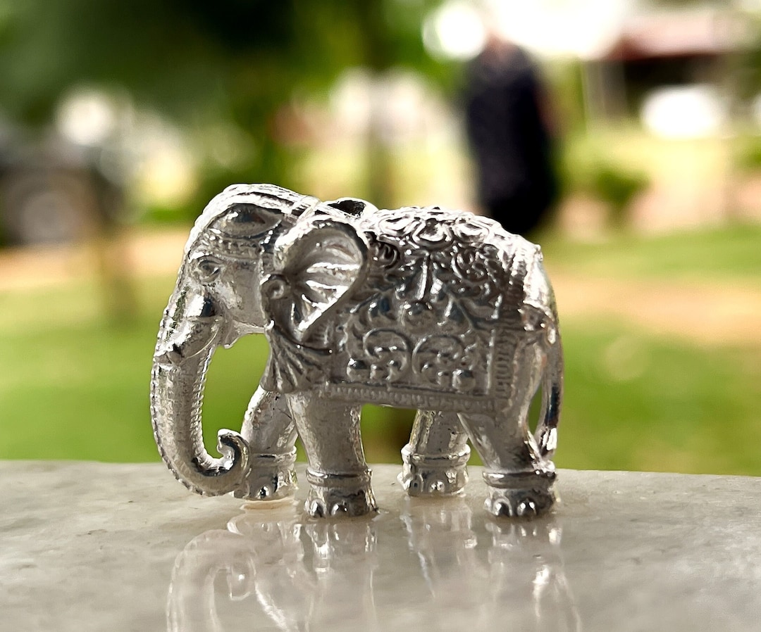 999 Solid Silver Elephant Idol Figurine, Trunk Down Silver Elephant