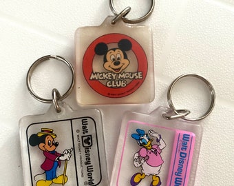 Vintage Disney MICKEY MOUSE Keychain Keyring 90s Flashlight Not Working NEW