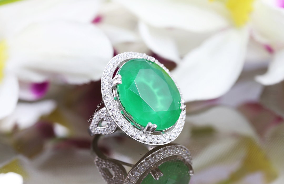 Celebrity Inspired Cocktail Ring 8 CT Oval Cut Green Emerald - Etsy