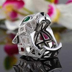 Green-Eyed Panther Ring, Animal Inspire Moissanite Ring, Panther Head Men's Ring, Round Moissanite Panther Ring, 925 Silver Cocktail Ring