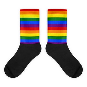 LGBTフラッグ柄ソックス