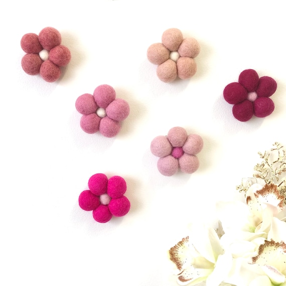 Crafts Embellishments: Floral Wooden Chicks - 6pk Crafts Embellishments: Floral Wooden Chicks - 6pk