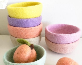 Felt bowls, pretend play serving bowls, trinket dish, nursery decor,