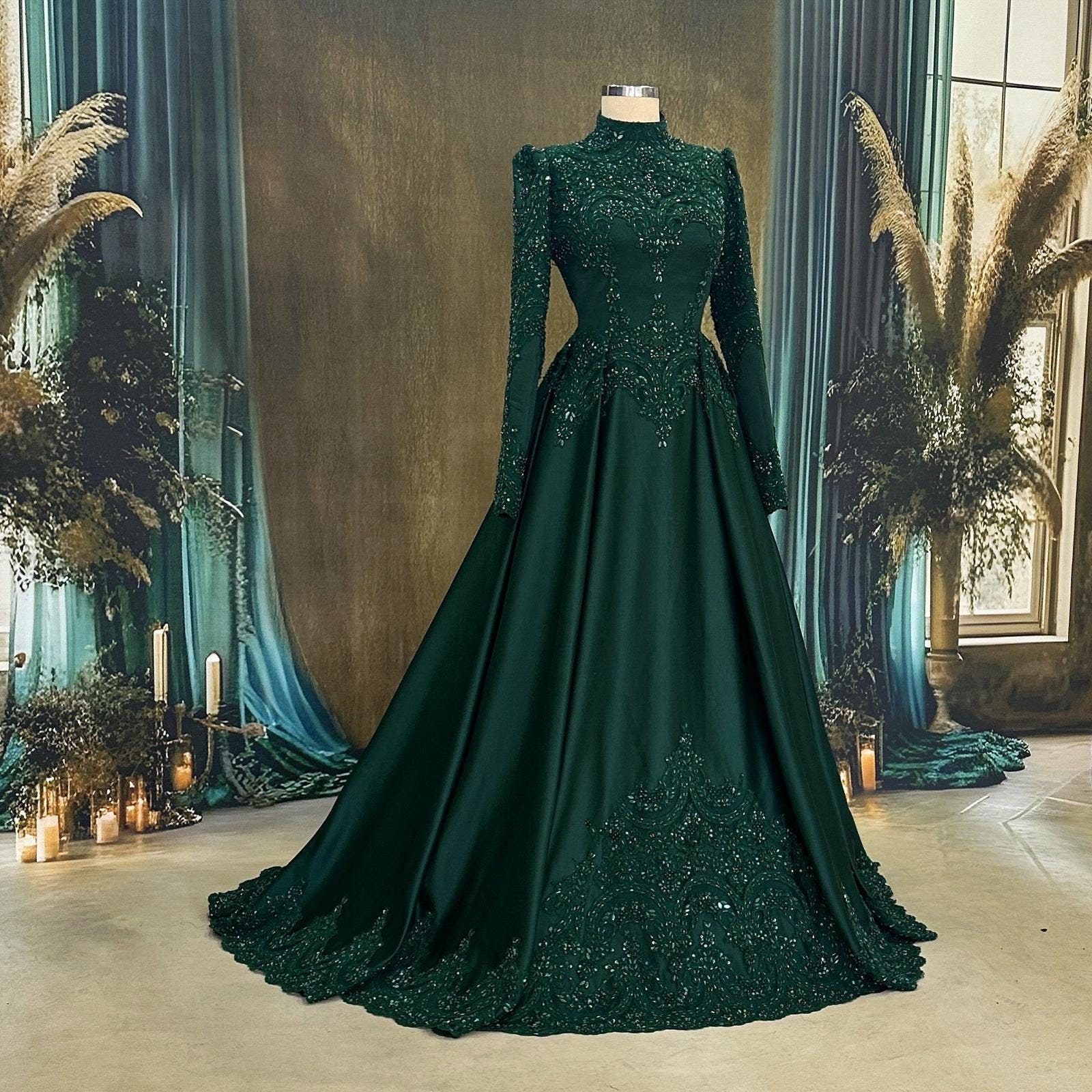 Sparkling Green / Evening Dress Models Green Color Evening Dress