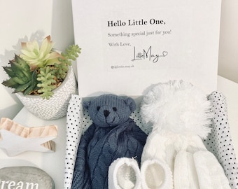 Baby Knitted Cosy Bear Hamper Gift Set, New Mum Gift, Baby Shower Gift, Baby Hamper, Gender Neutral, Unisex Baby Gift