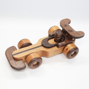 PDF PLAN : 2 plans for creating a racing car / Wood Toy Making PDF Plan