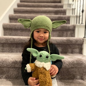 Baby Yoda crochet hat, Baby Yoda hat, Newborn hat, Newborn hat with name, crochet Yoda hat, Baby Yoda Hat, Ready to ship by MommyCraftUS image 3