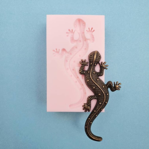 Lizard Reptile Gecko Silicone Rubber Mold for Resin, Cake, Candy, Fondant, Baking, Jewelry, Chocolate, Clay, Charms, Animal Molds, A151