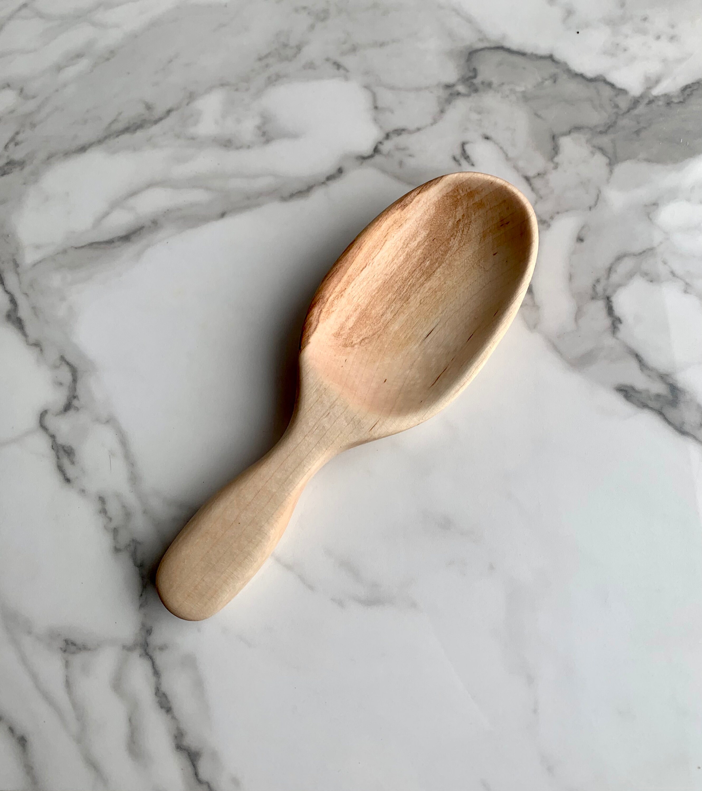 A flour scoop I made in birch wood. Pretty hard work with a lot of  hollowing! : r/Spooncarving