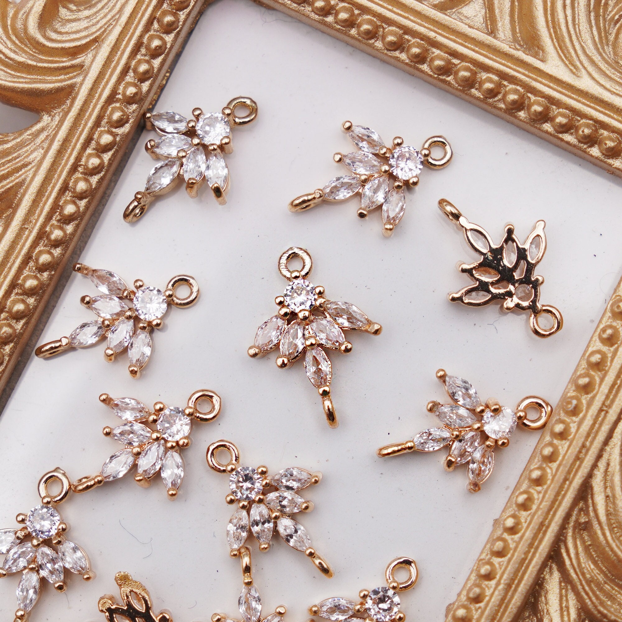 【人気沸騰】 Connector Zirconia Cubic 10pcs 4pcs/ Charm, Plated Gold KC アクセサリー