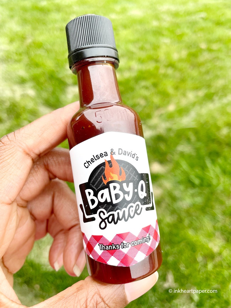 Baby shower barbecue party favors – Baby-Q mini bottles with custom labels, perfect for BBQ sauce or hot sauce