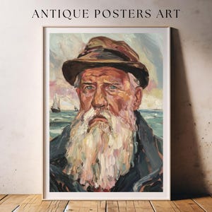 Può includere: Stampa artistica vintage incorniciata con un ritratto di un uomo anziano con una lunga barba bianca e un cappello. Il dipinto ha uno sfondo di paesaggio marino con barche a vela e il testo "ANTIQUE POSTERS ART" in alto.