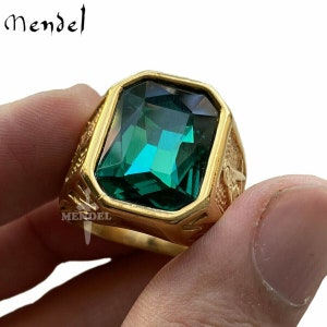 Stainless Steel Mens Crown Faux Green Emerald Stone Ring Men Size 7-15 Gift
