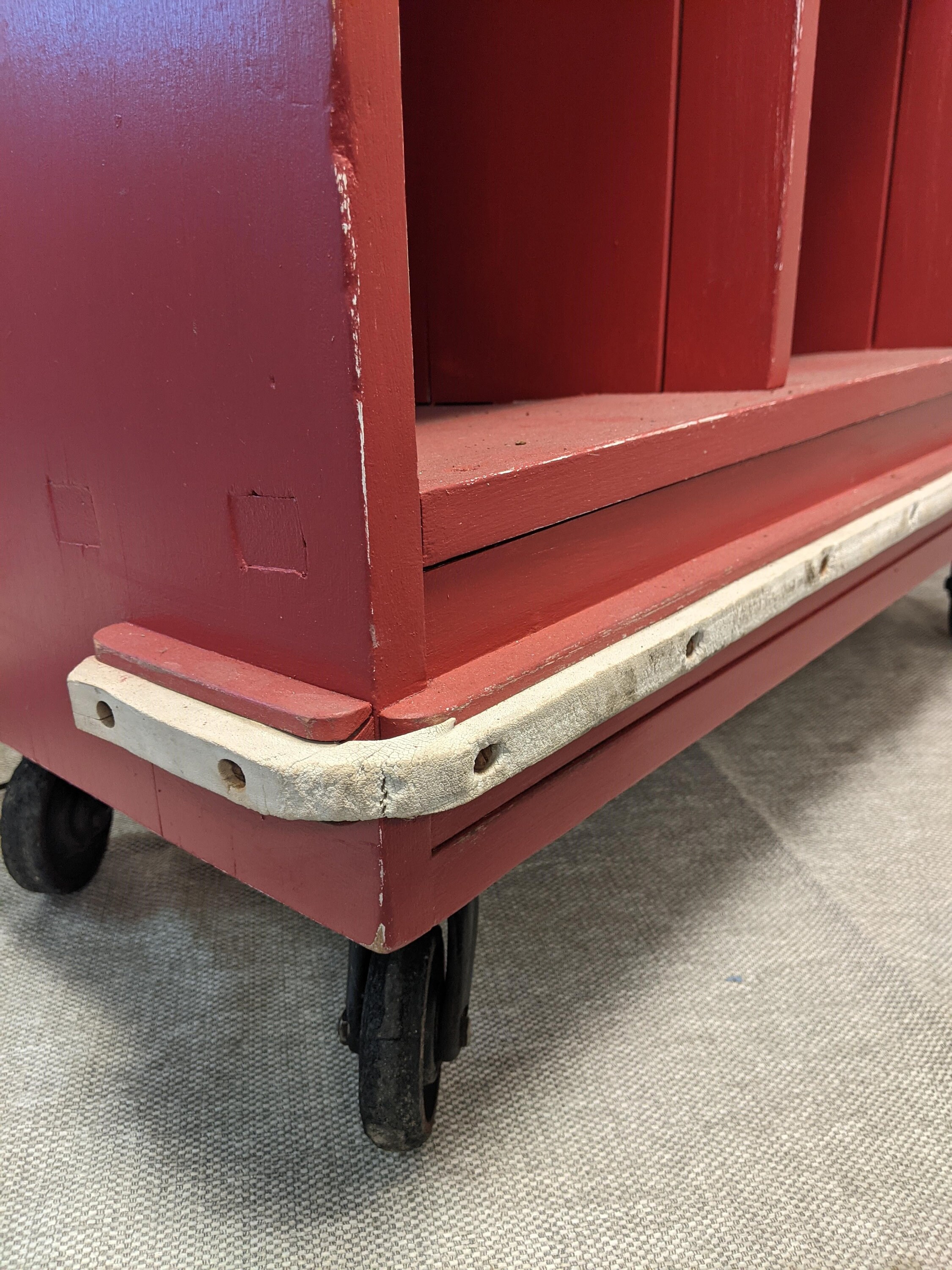 Upcyled display on wheels Etsy