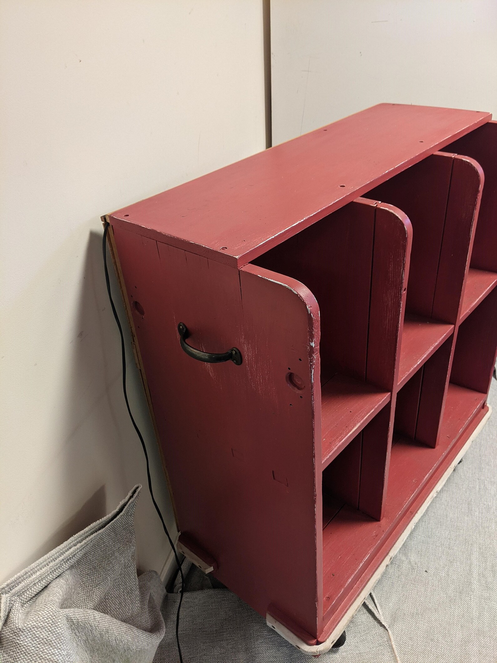 Upcyled display on wheels Etsy