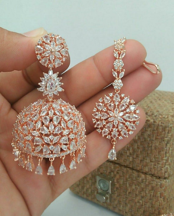 KVDesigns Pearl Earrings and Mangtika Set Jewellery Set-sgquangbinhtourist.com.vn